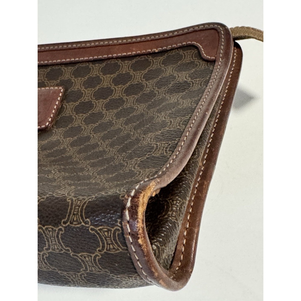 CELINE Triomphe Macadam Leather Clutch Cosmetics Travel Bag Italy Authentic - Picture 15 of 16